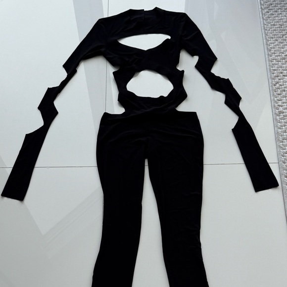 Norma Kamali cutout jumpsuit - Picture 2 of 4